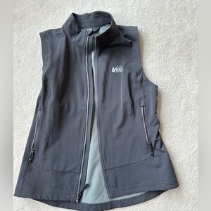 REI Women’s Vest Shell